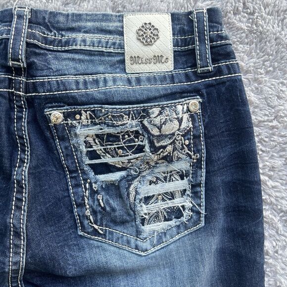 Miss Me Mid Rise Curvy Boot Jeans Size 32 Embellished Distressed Pockets K220 - Picture 3 of 7